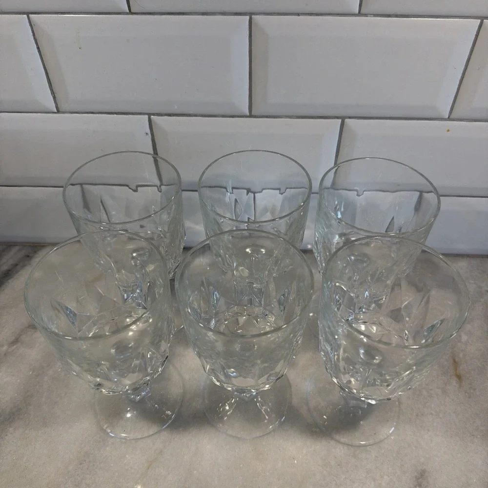 Set of 6 Vintage Arcoroc France Stemmed Crystal Wine Glasses